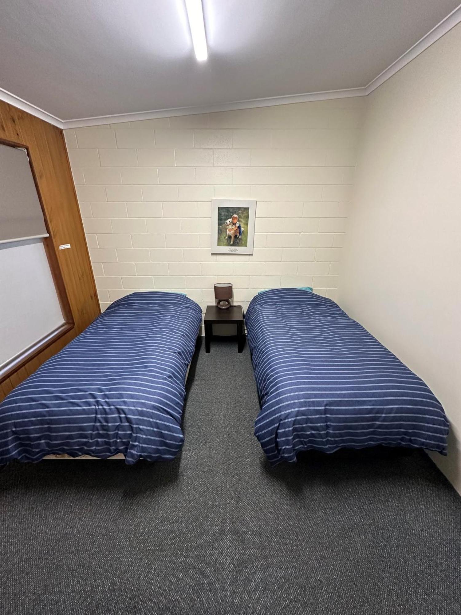 The Silver Bream Motel & Self Contained Units Малакута Екстериор снимка