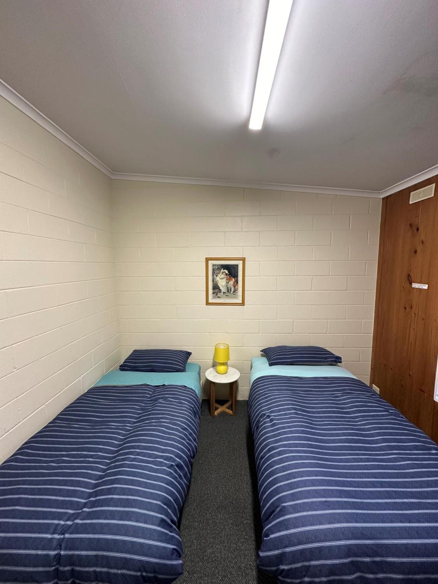 The Silver Bream Motel & Self Contained Units Малакута Екстериор снимка